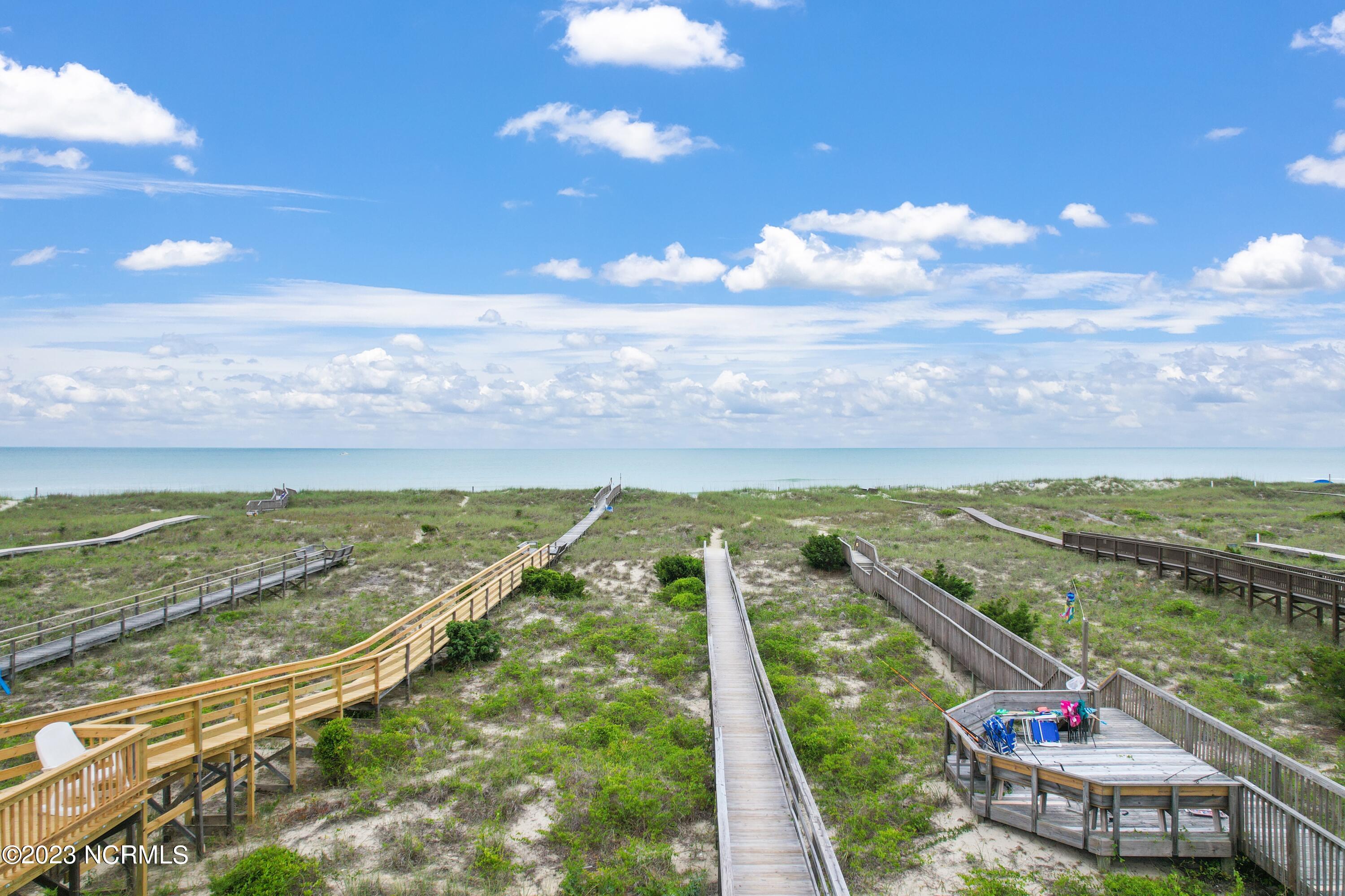 100387430 | Photo 14