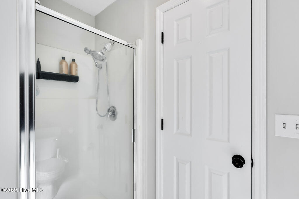 100546655 | Photo 22