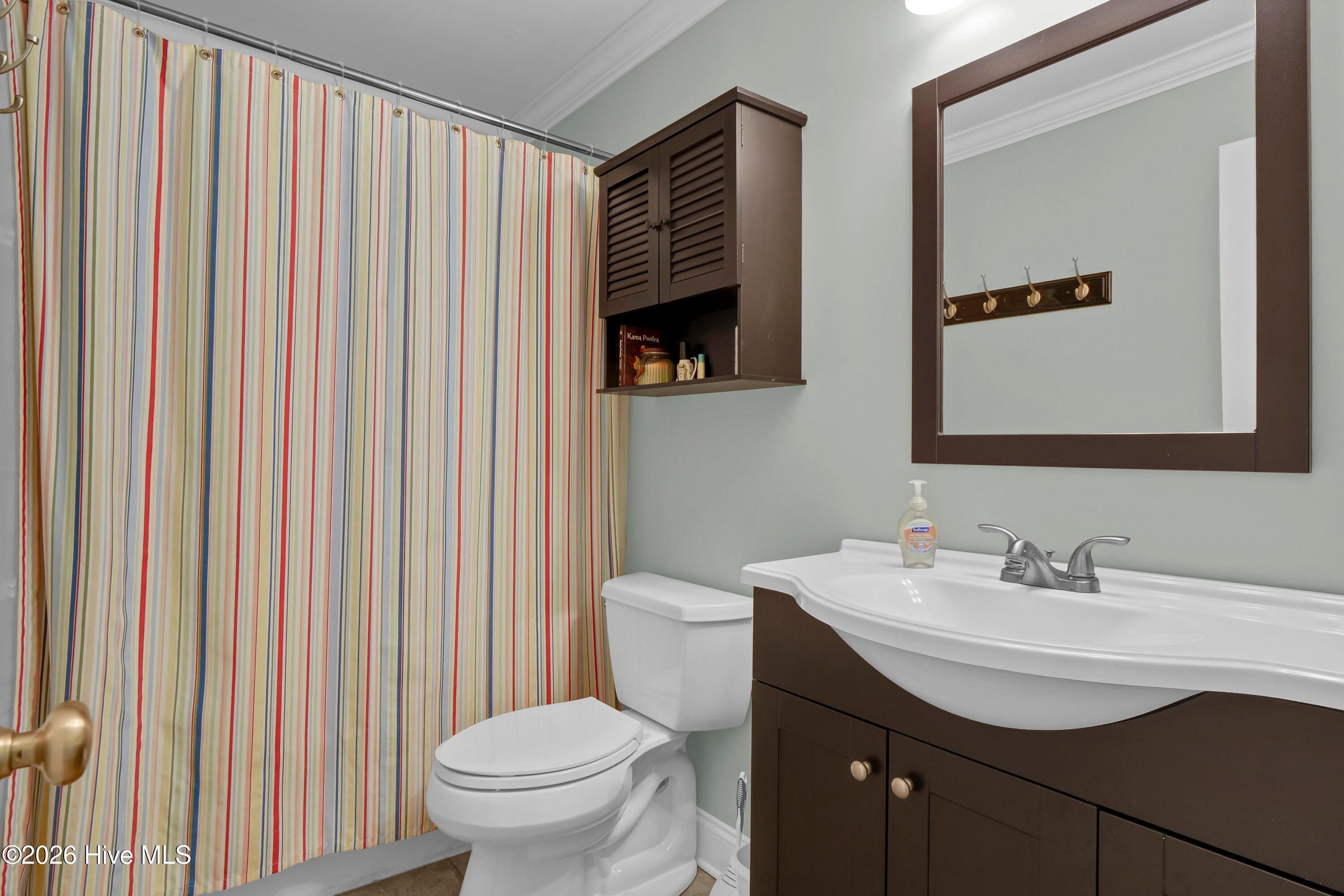 100557550 | Photo 21