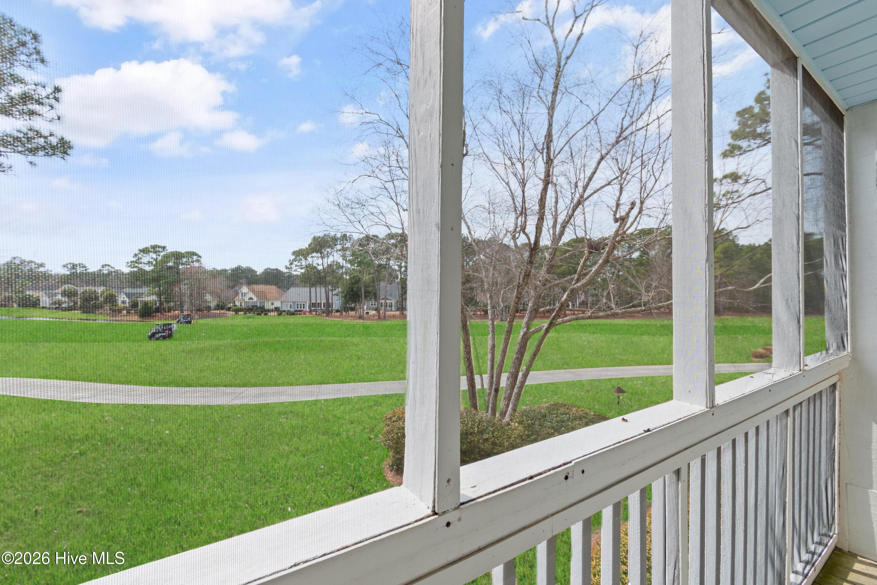 100558329 | Photo 34