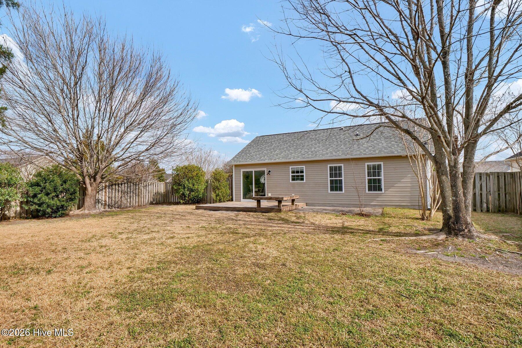 100552455 | Photo 25