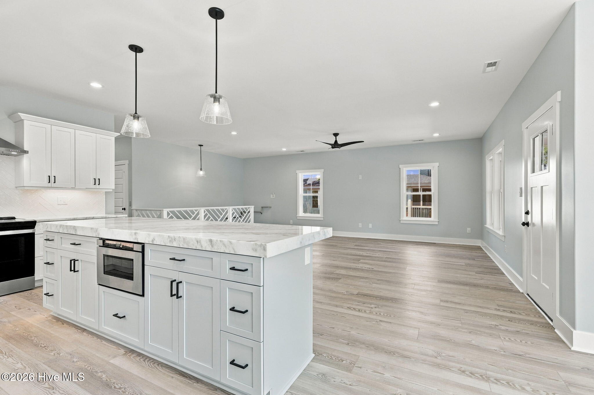 405 Emerald Landing 