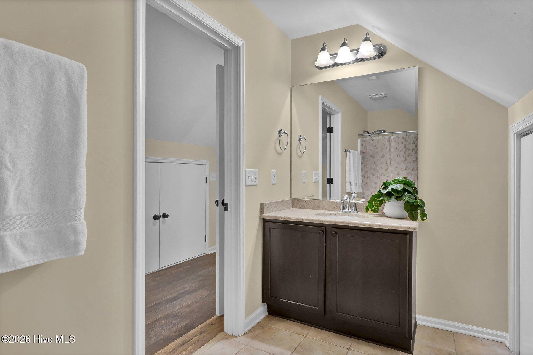 100555039 | Photo 20