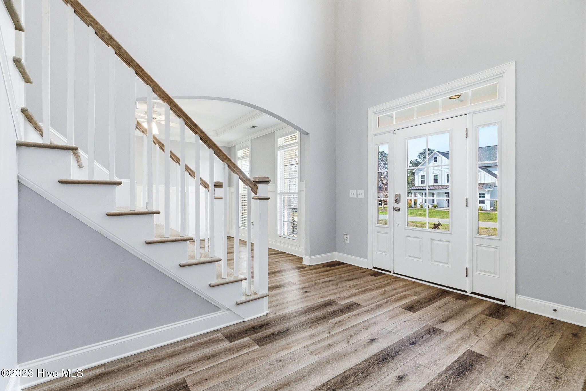 100560908 | Photo 22