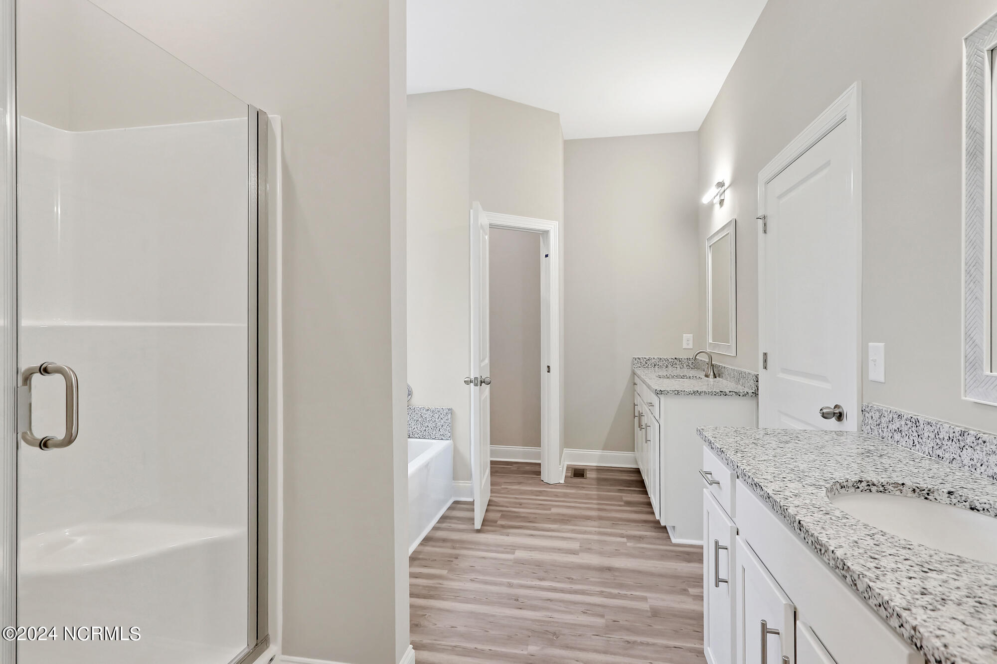 100471583 | Photo 25