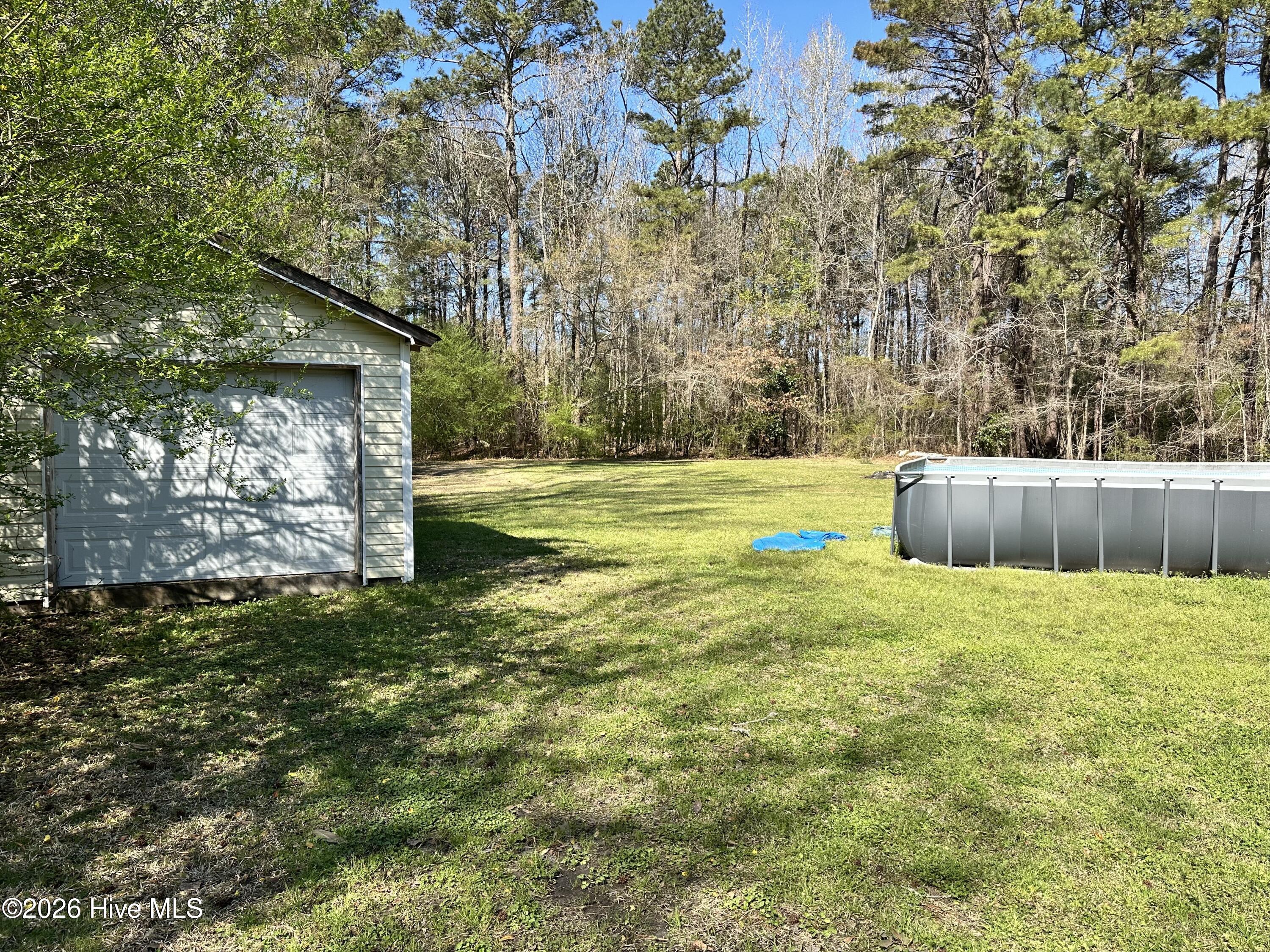 100562100 | Photo 29