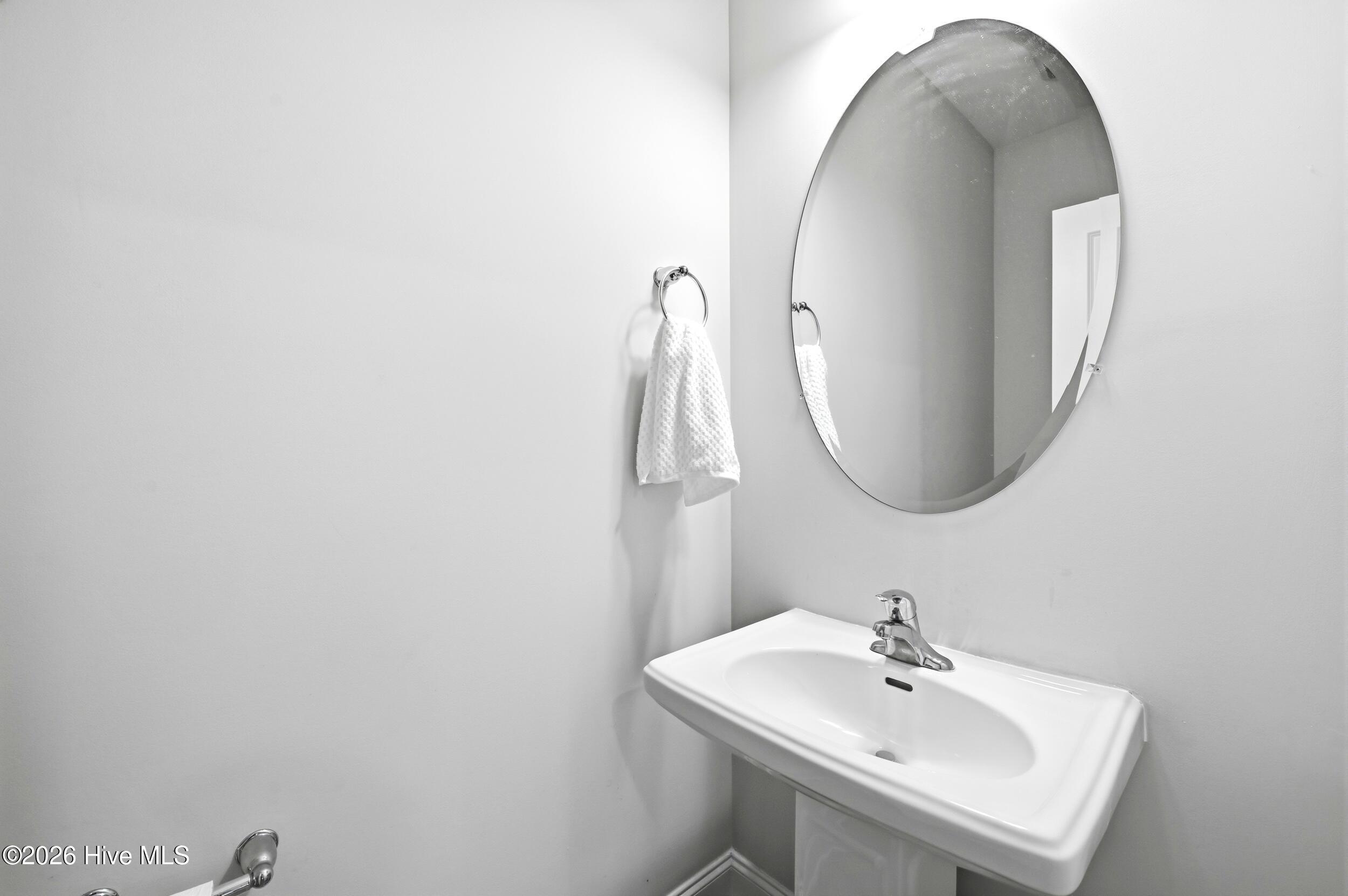 100591955 | Photo 24