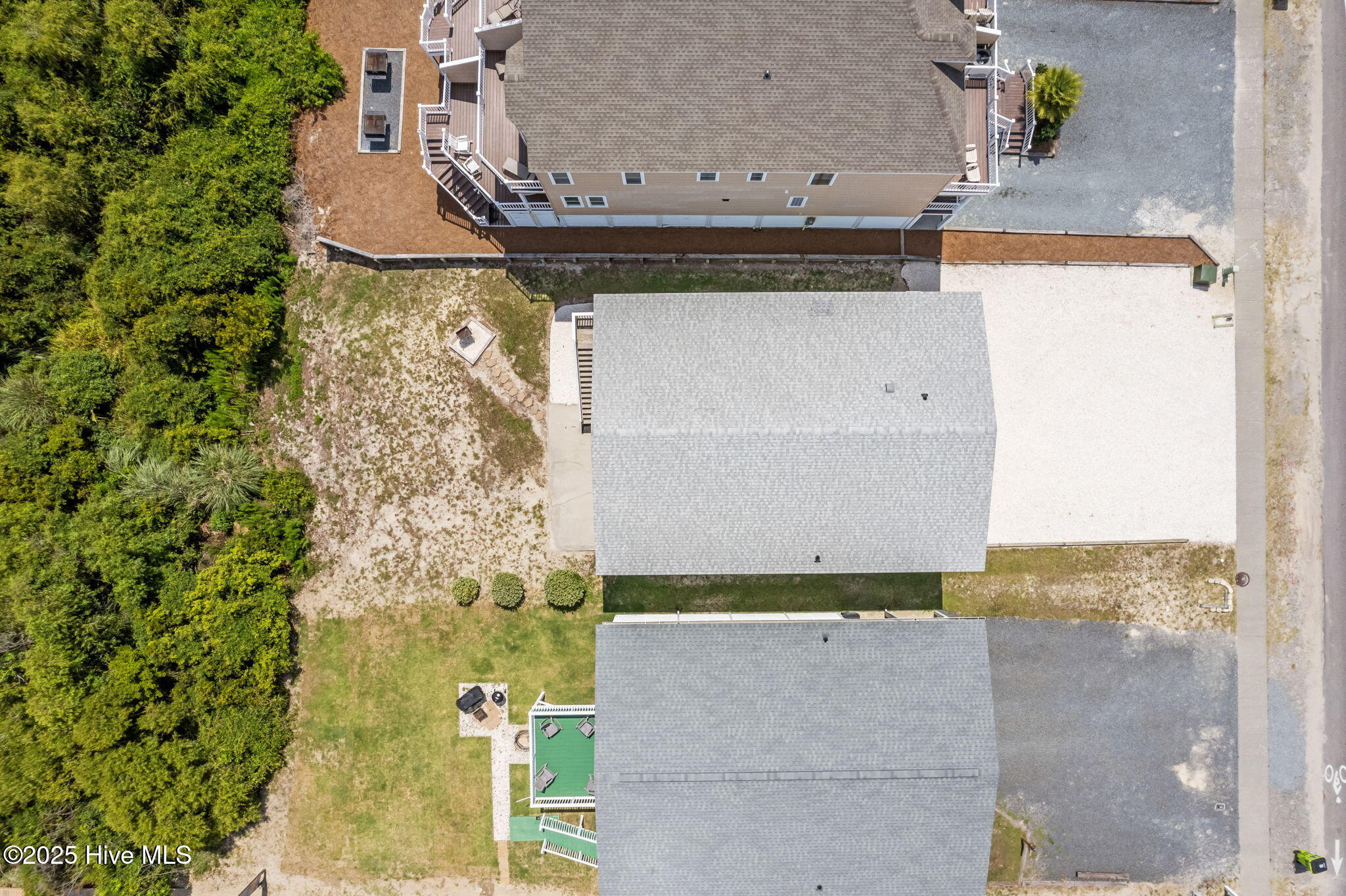 100517411 | Photo 35