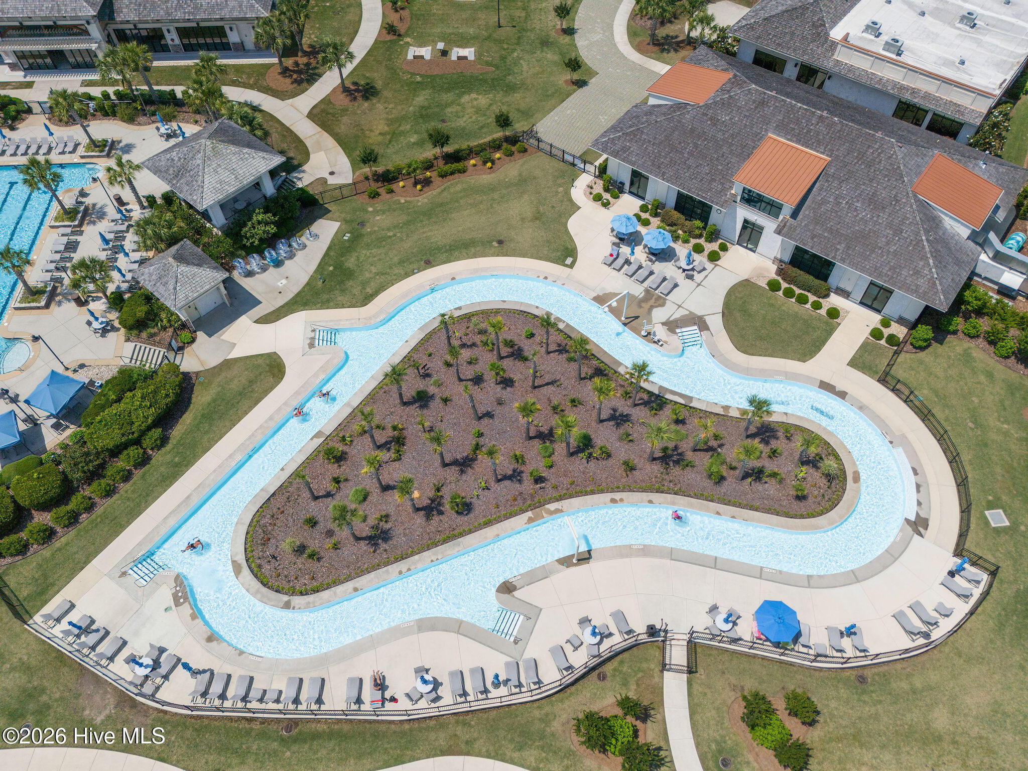 100565690 | Photo 121