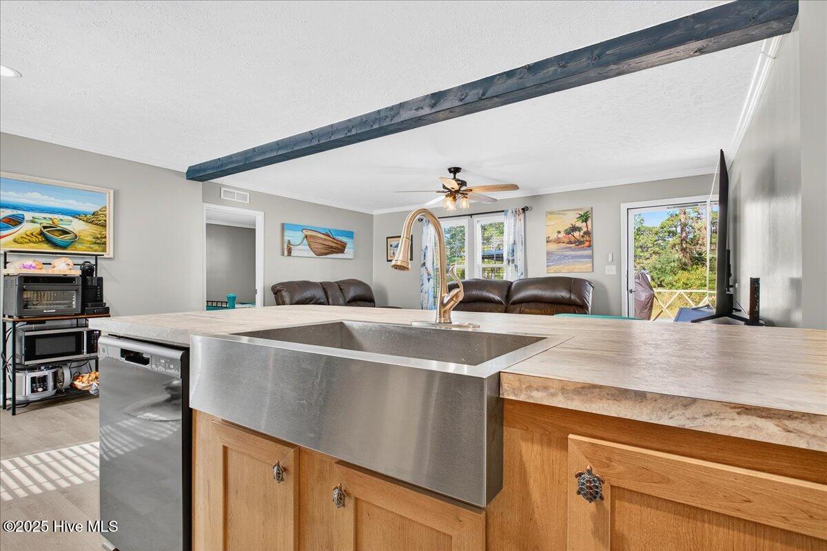 100539224 | Photo 13