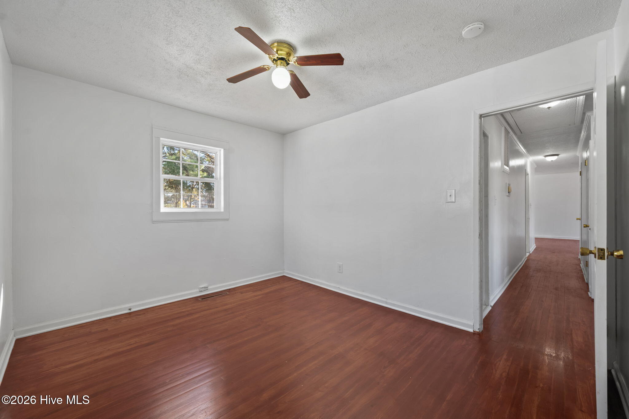 100547538 | Photo 19