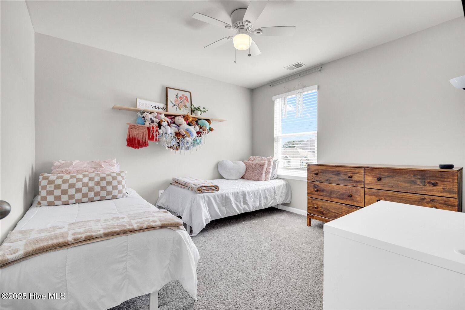 100518788 | Photo 27