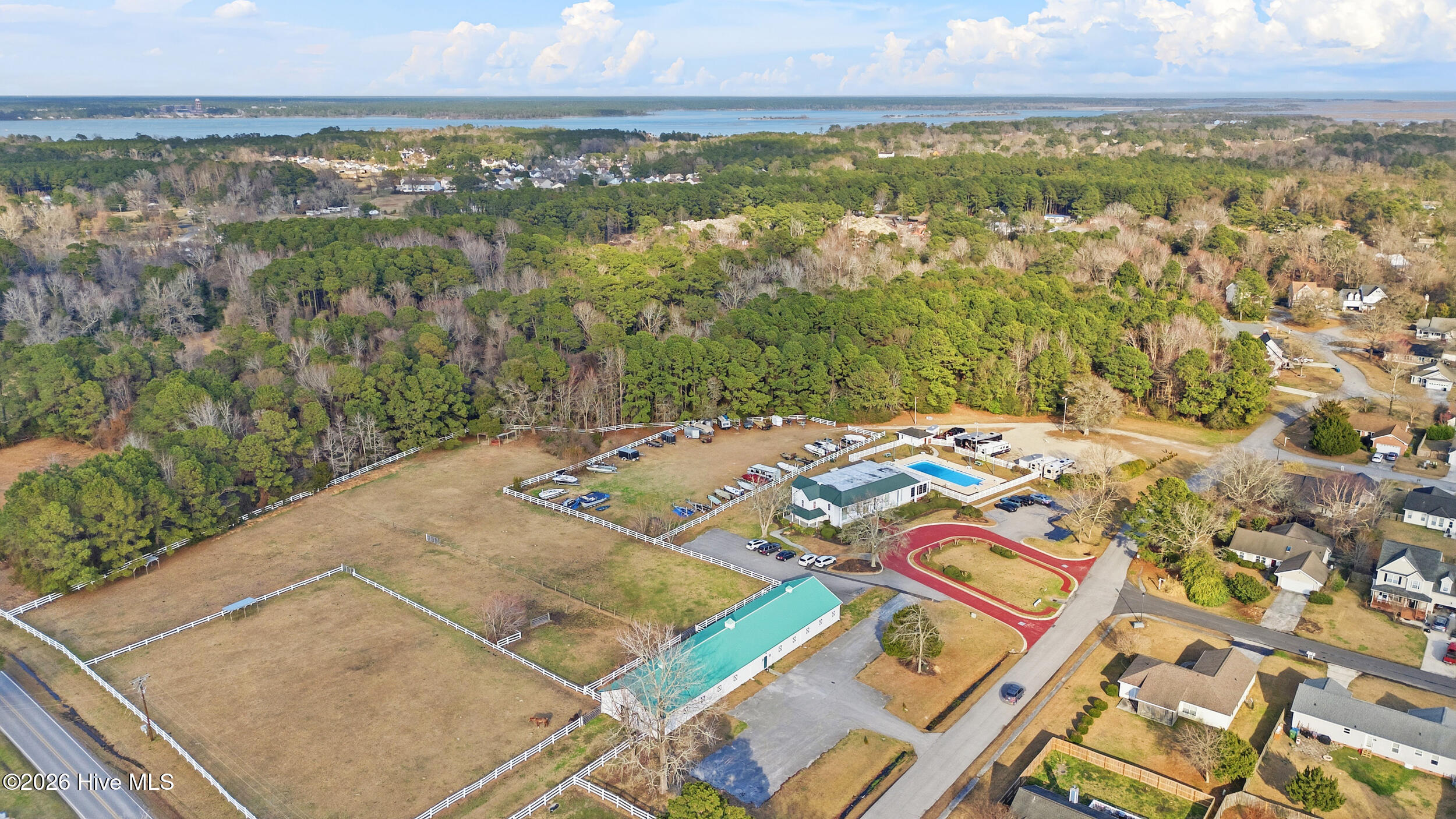 100558595 | Photo 87