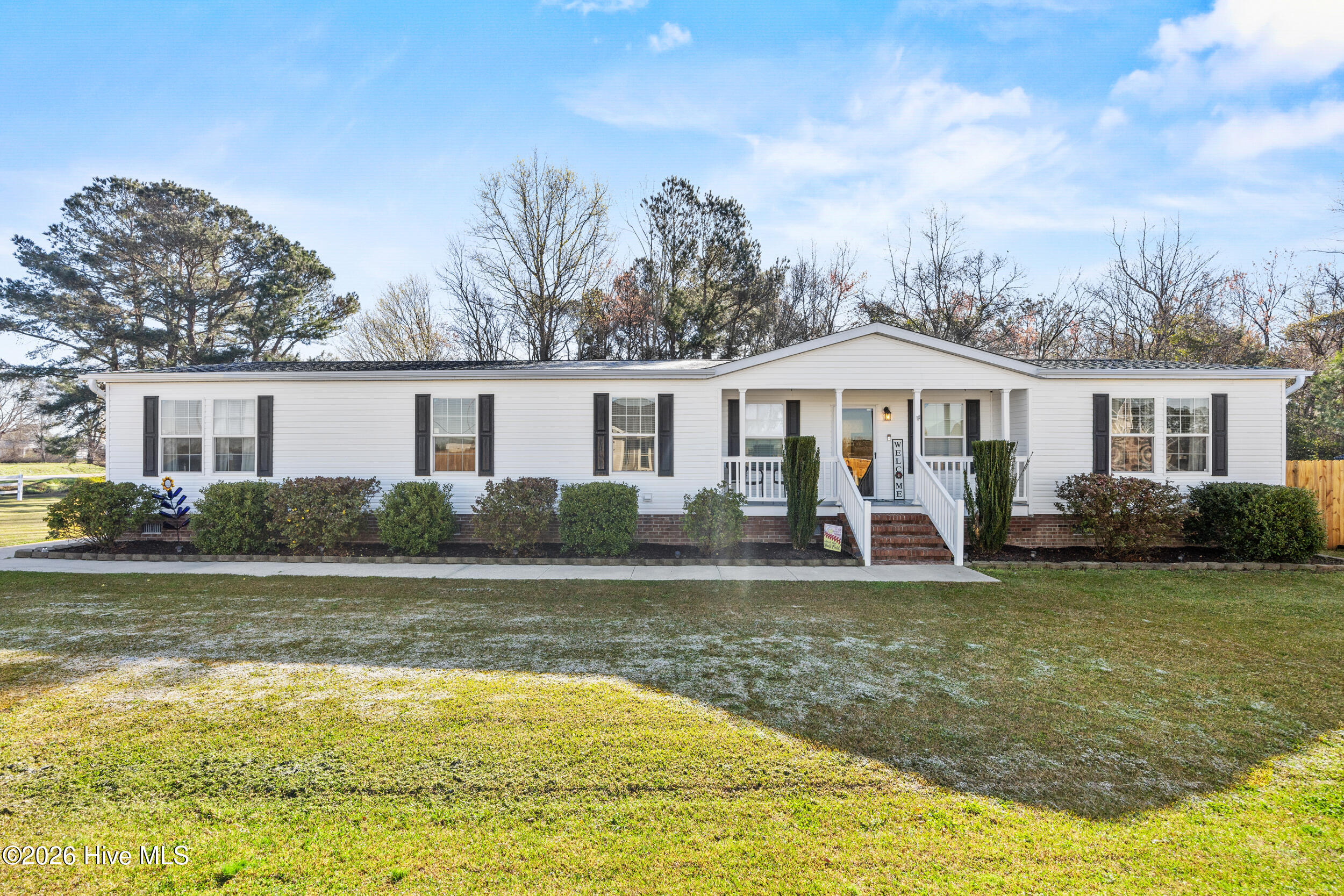 101 R & B Court, Chinquapin, NC 28521 – photo 4: 7_front exterior