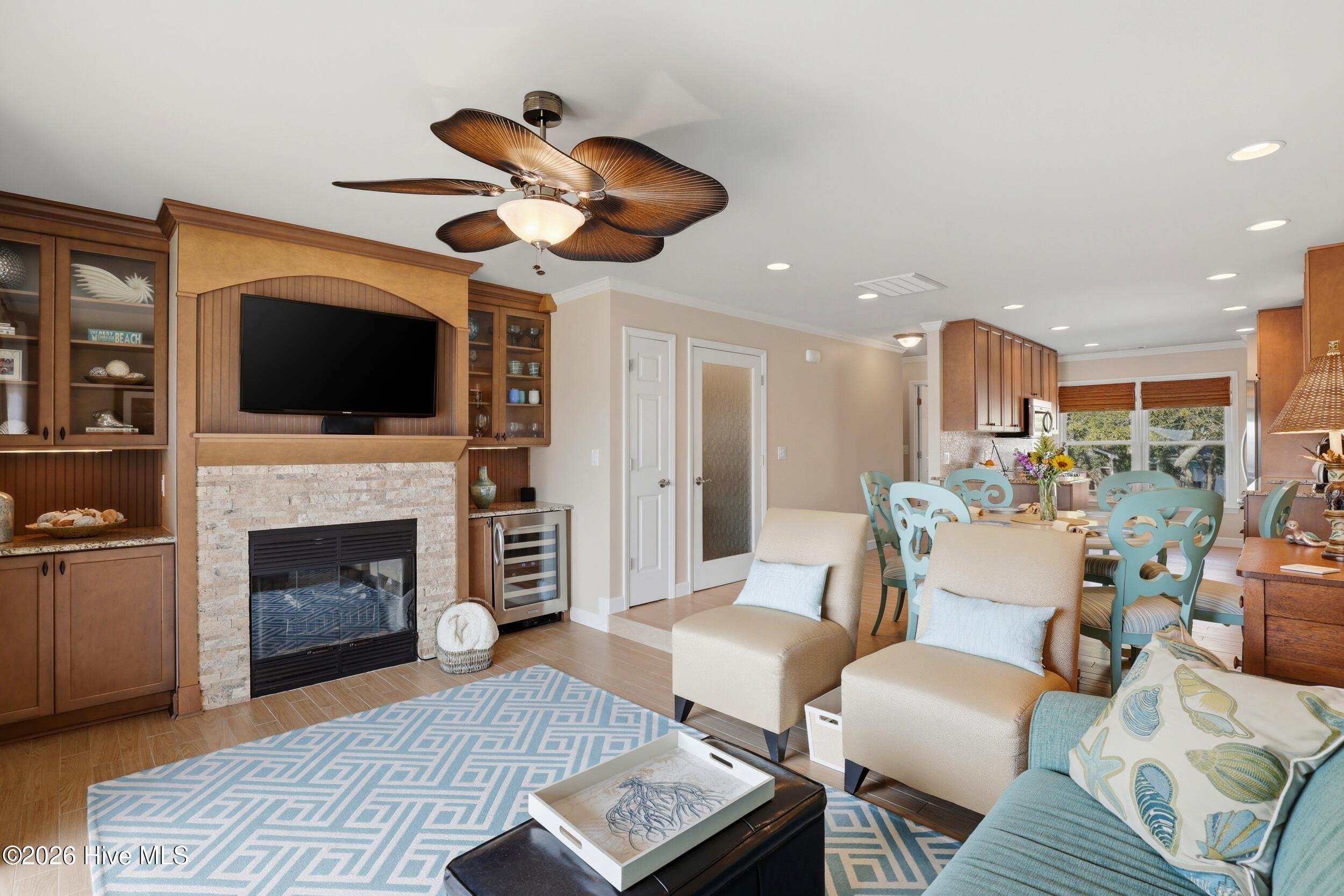 100559731 | Photo 13