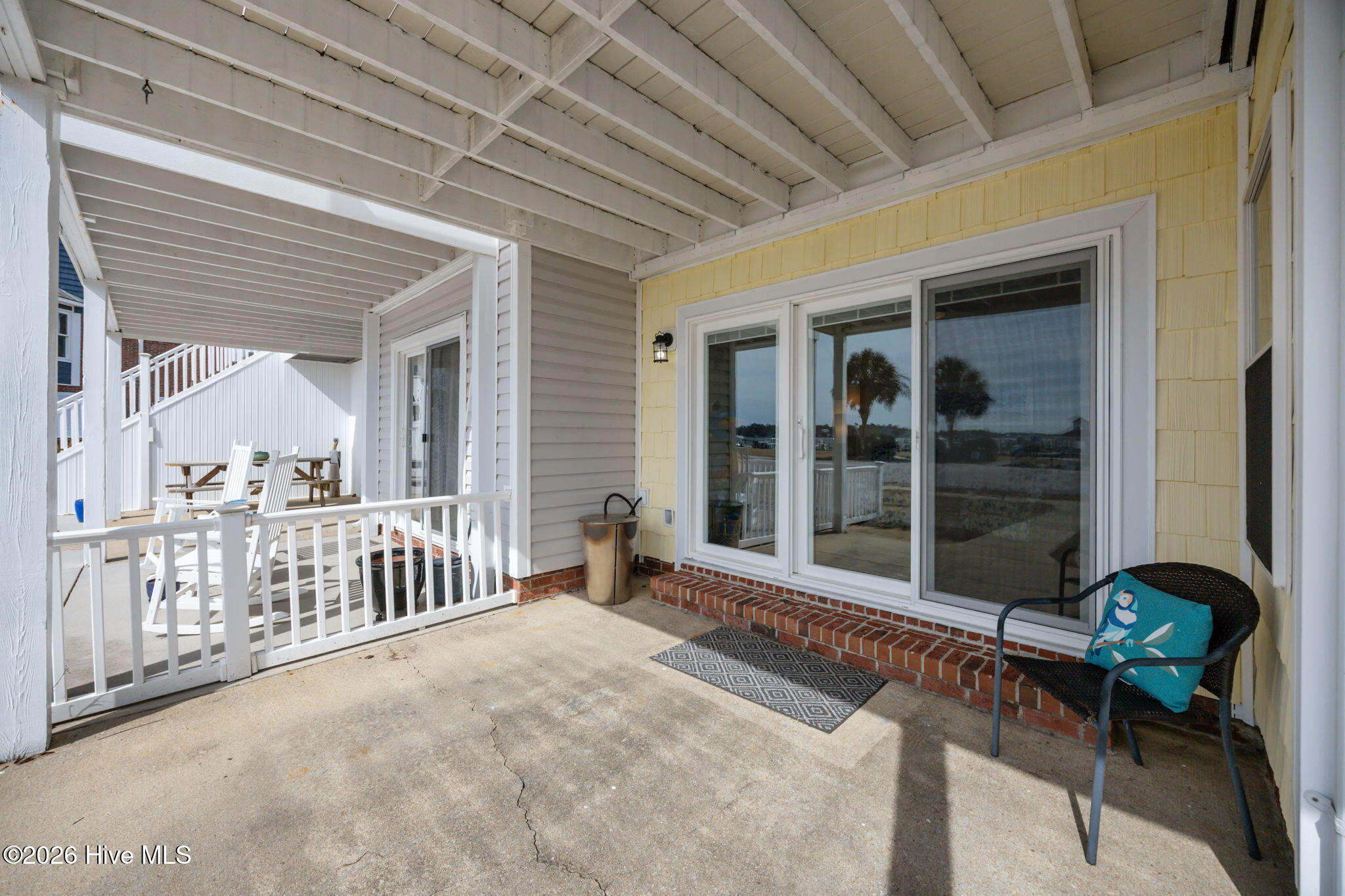 100555604 | Photo 43