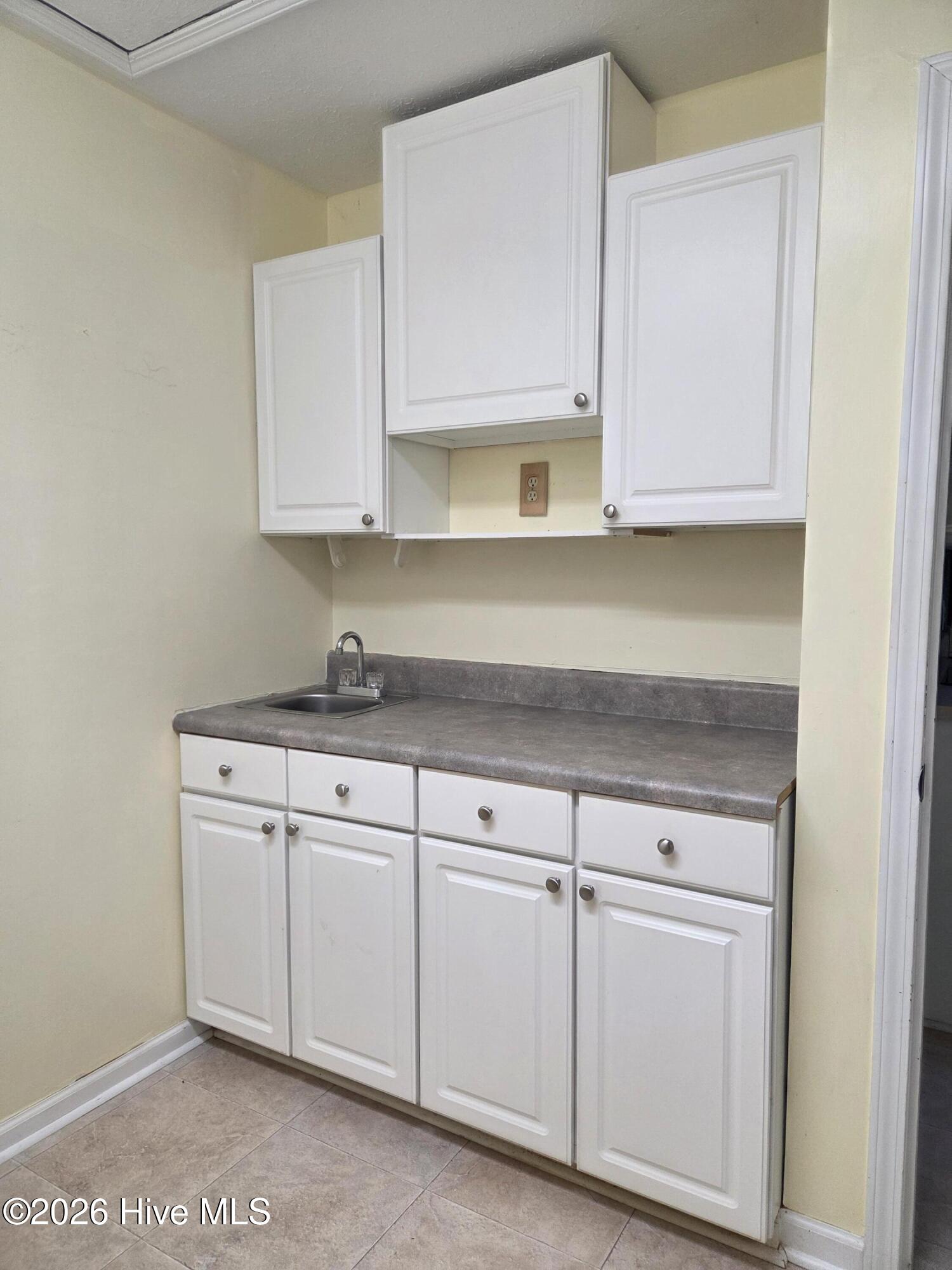 100568652 | Photo 14