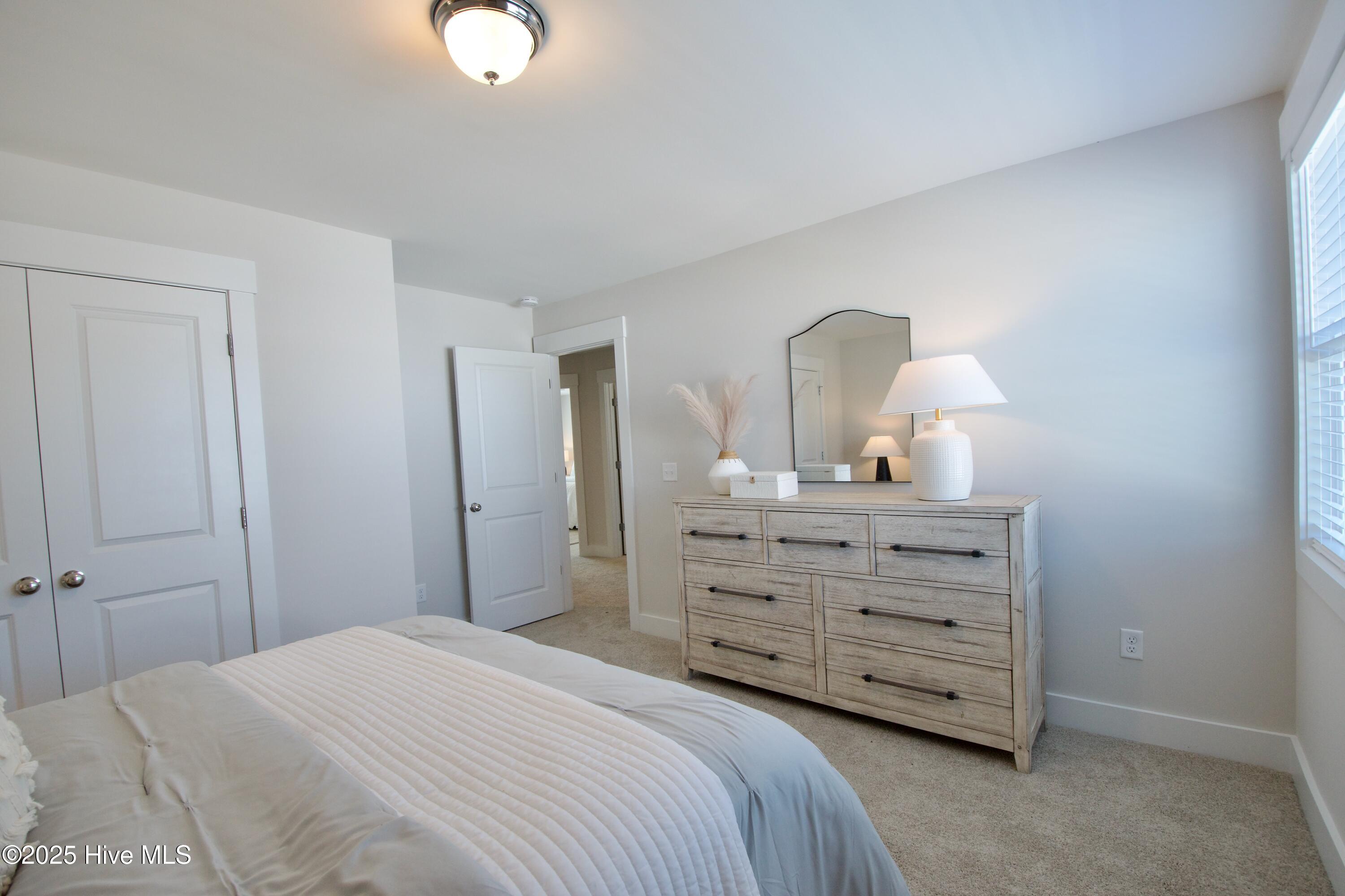 100513950 | Photo 24