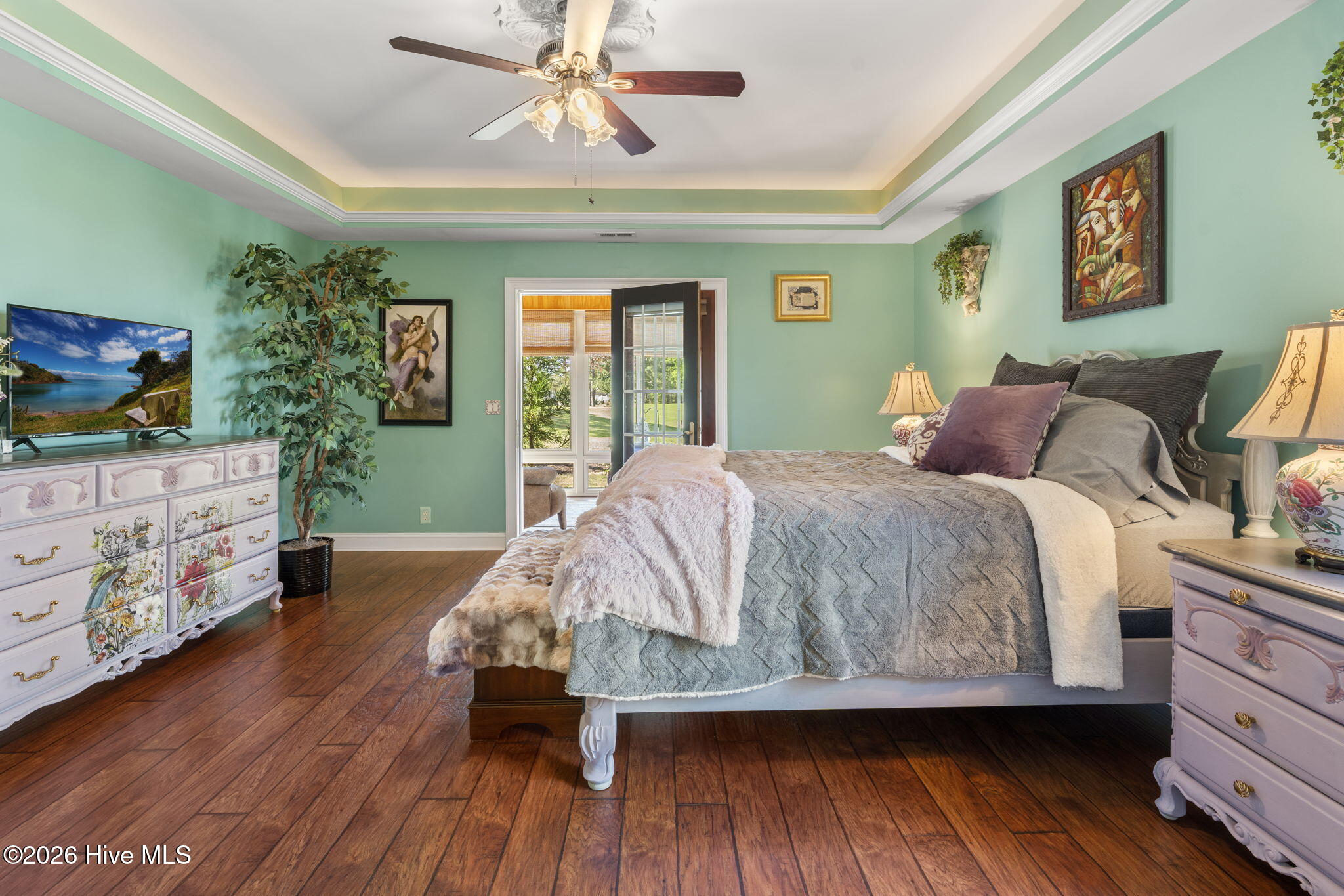 100563951 | Photo 28