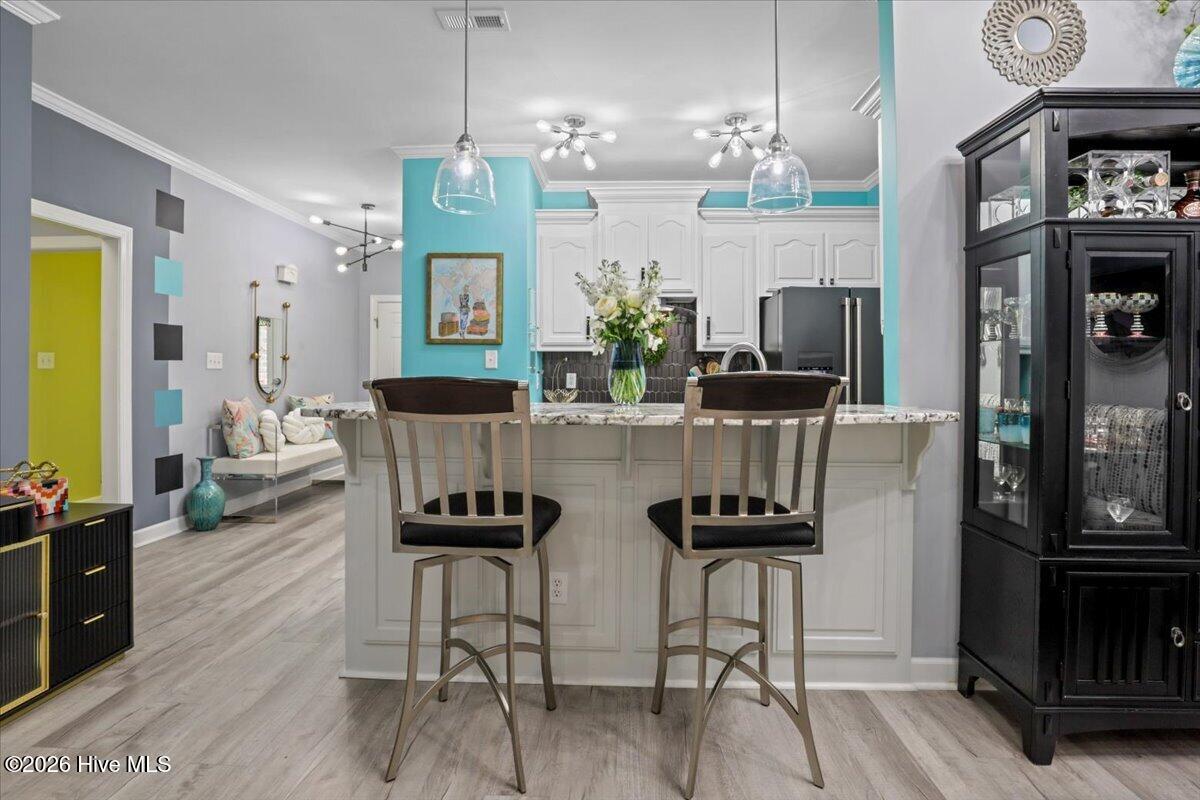 21-104 Oxford Dr-21