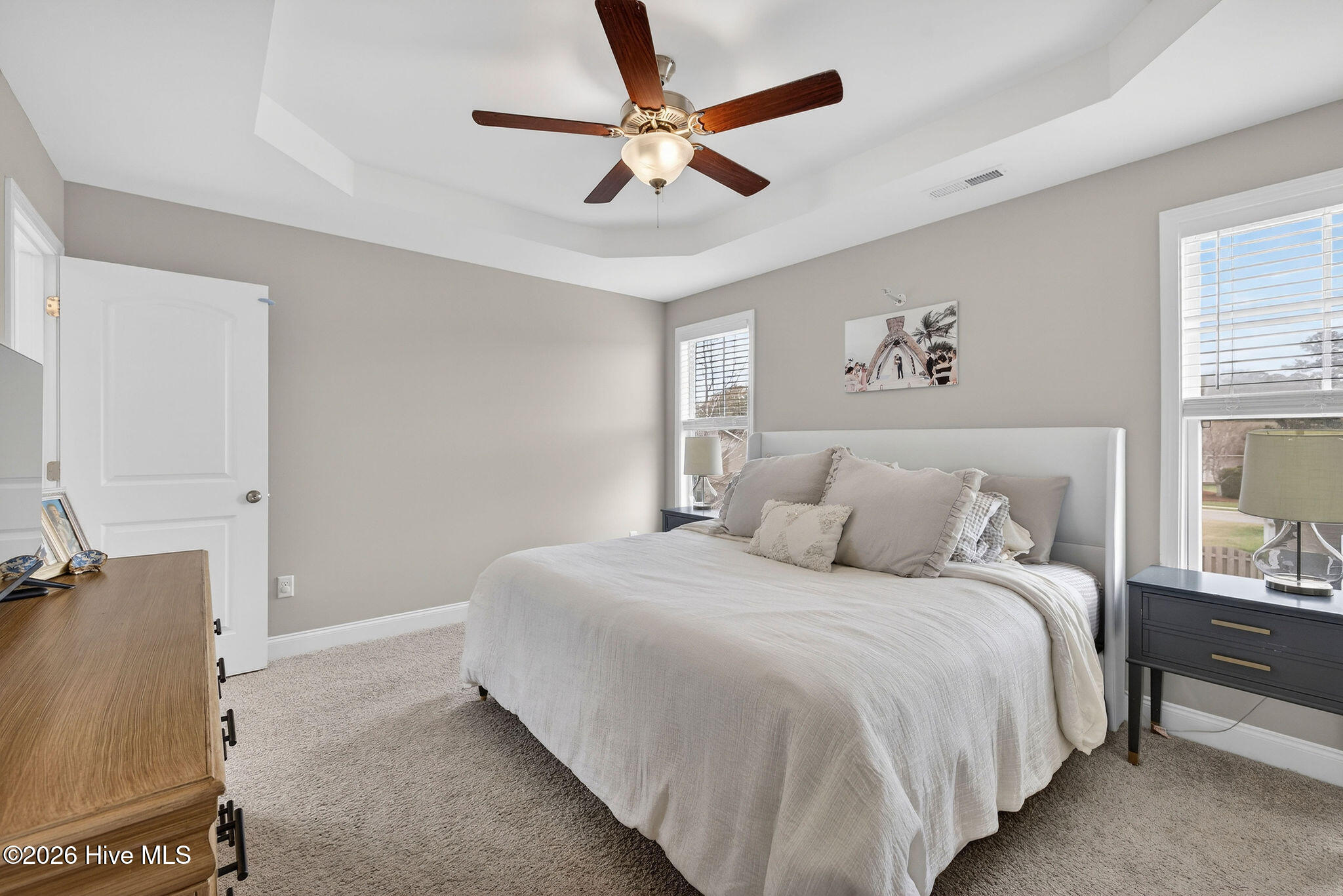 100563474 | Photo 18