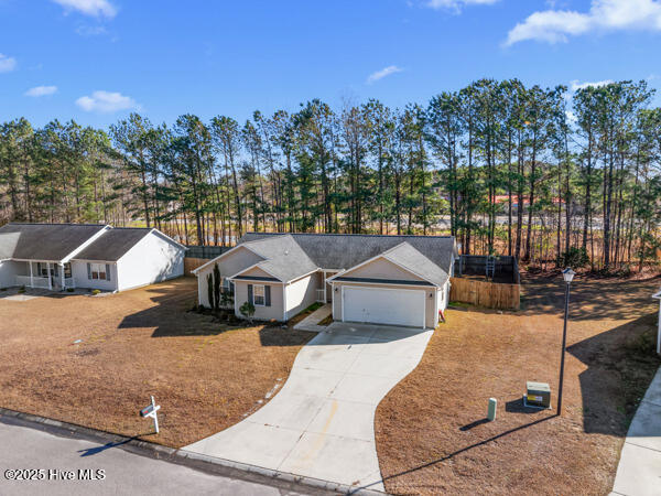 100565265 | Photo 15