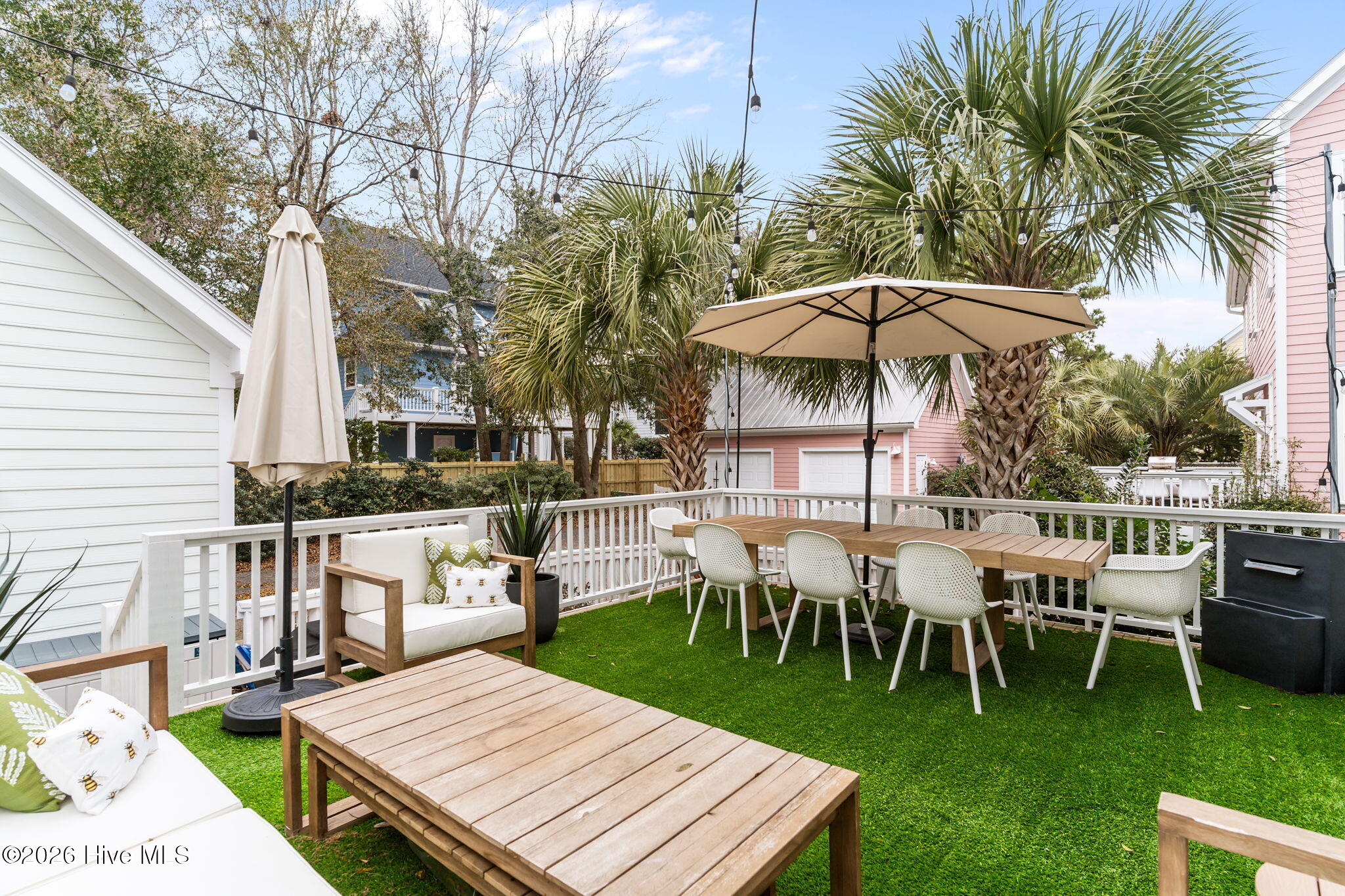 100557264 | Photo 39