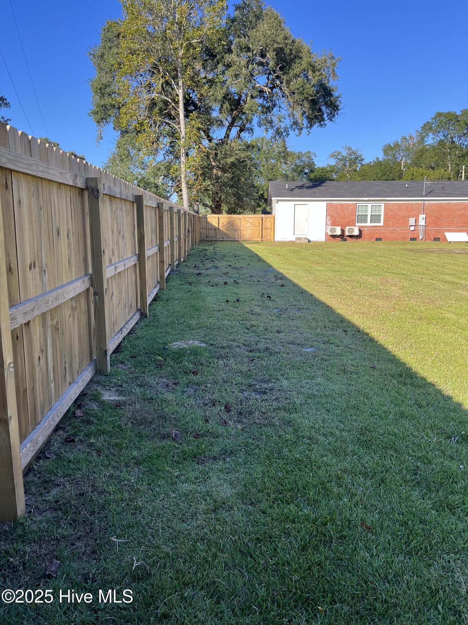 100536383 | Photo 34