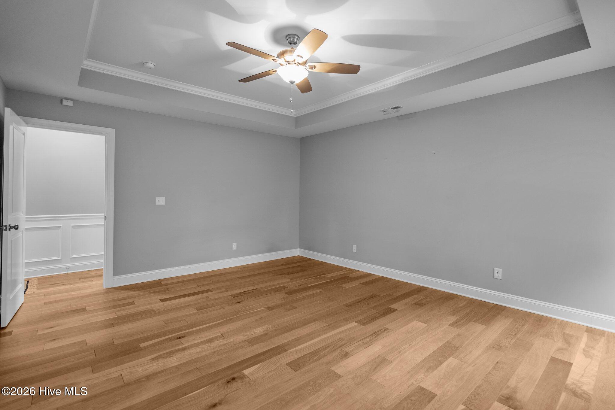 100561208 | Photo 26