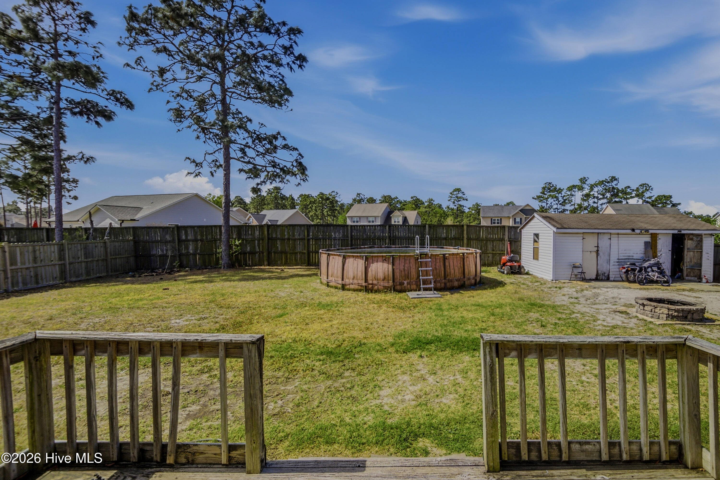 100566324 | Photo 40