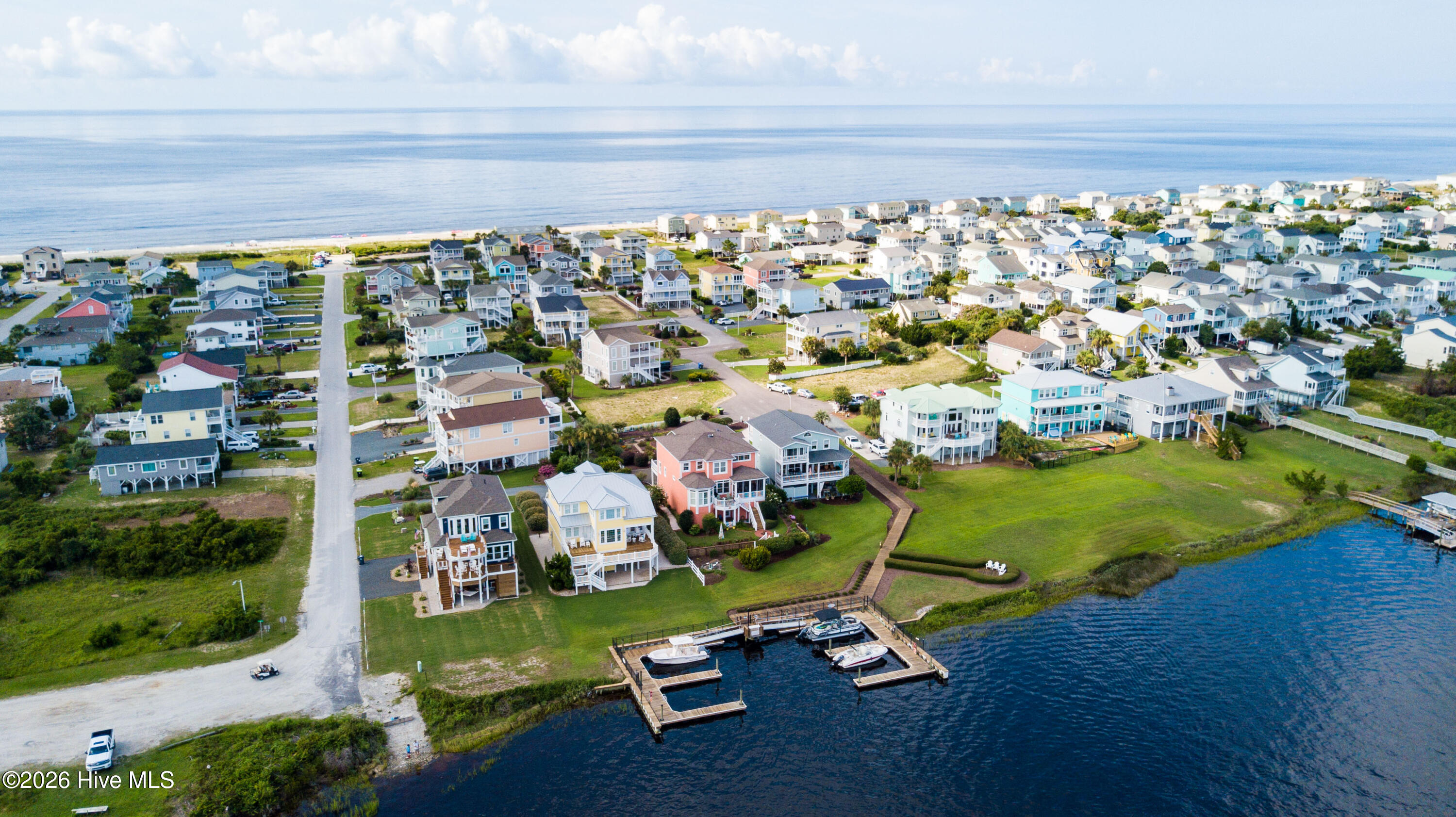 100566975 | Photo 58