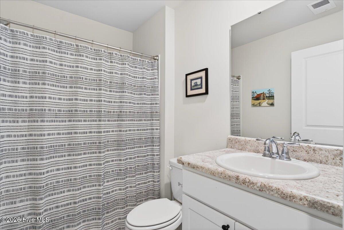 100550765 | Photo 19