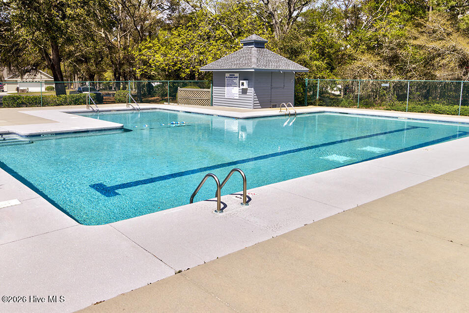 100556928 | Photo 16