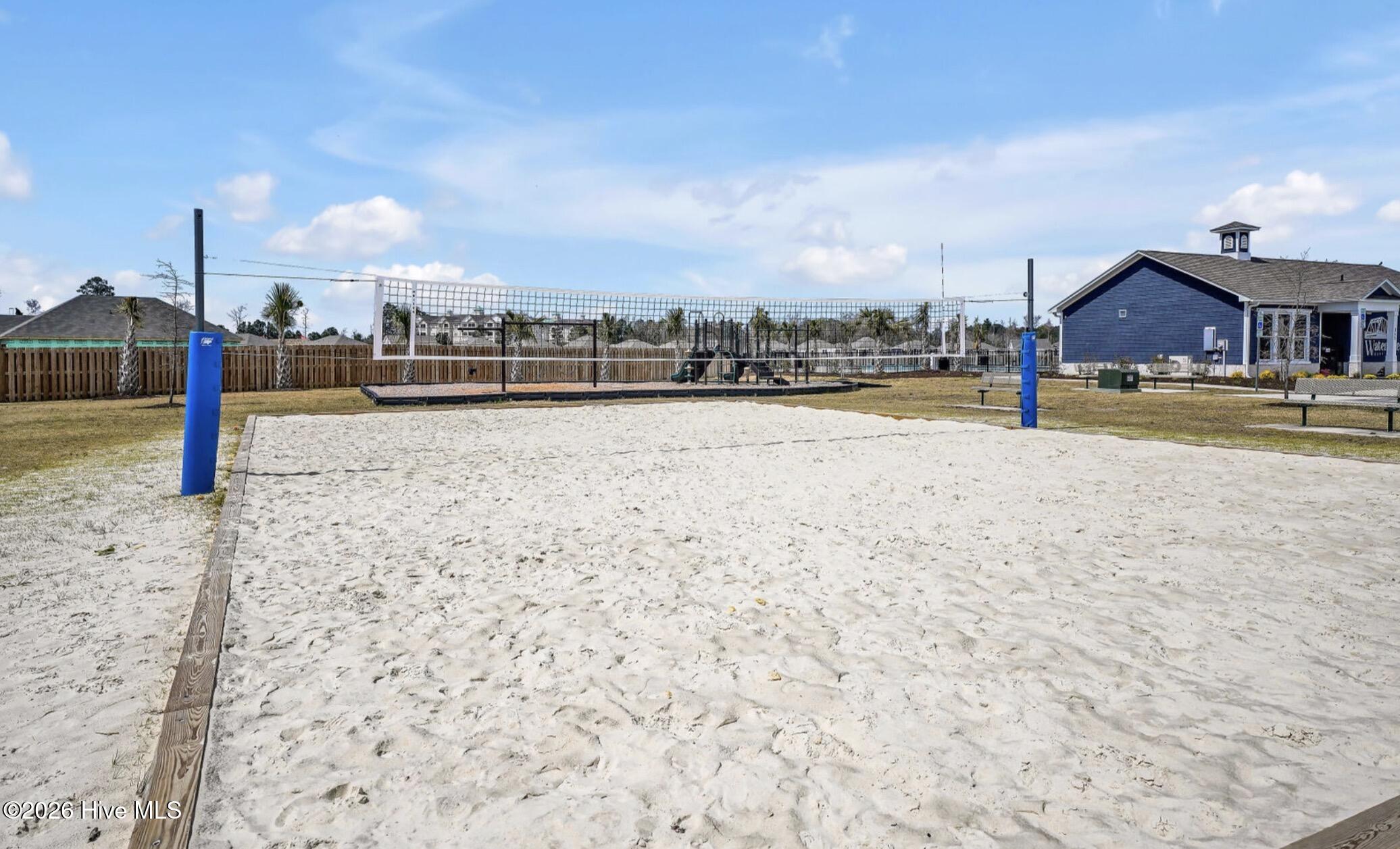 100566526 | Photo 38