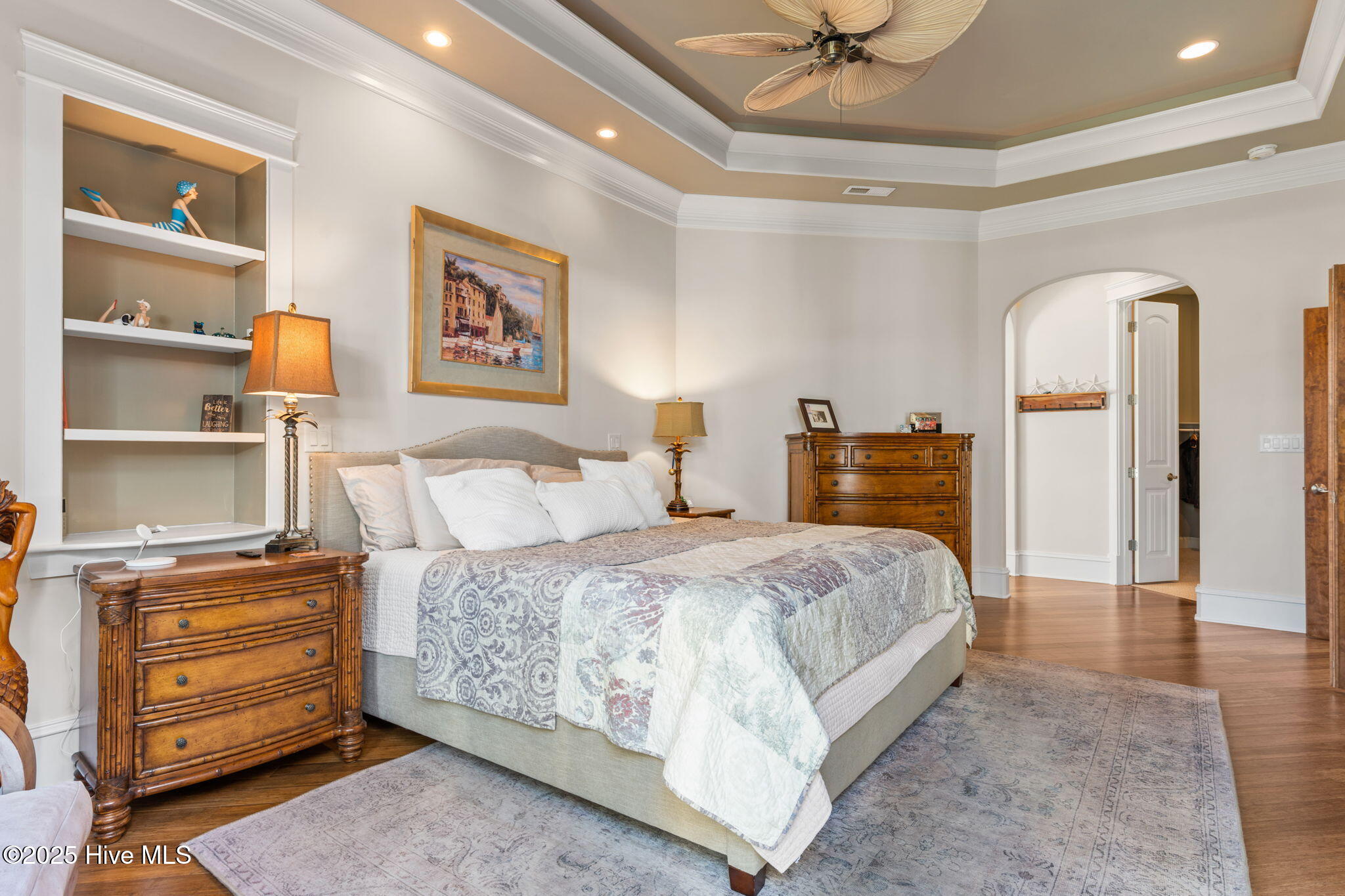 100540302 | Photo 36