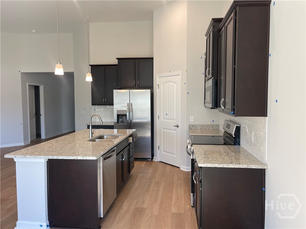 Plenty of Cabinets/Countertops