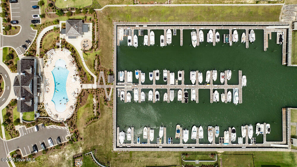 100520014 | Photo 75