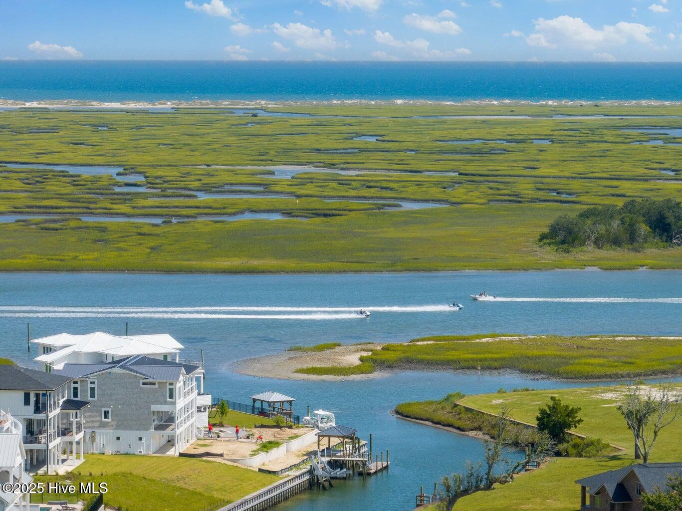 100542822 | Photo 57