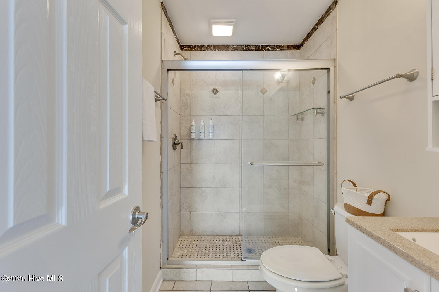 100561706 | Photo 21