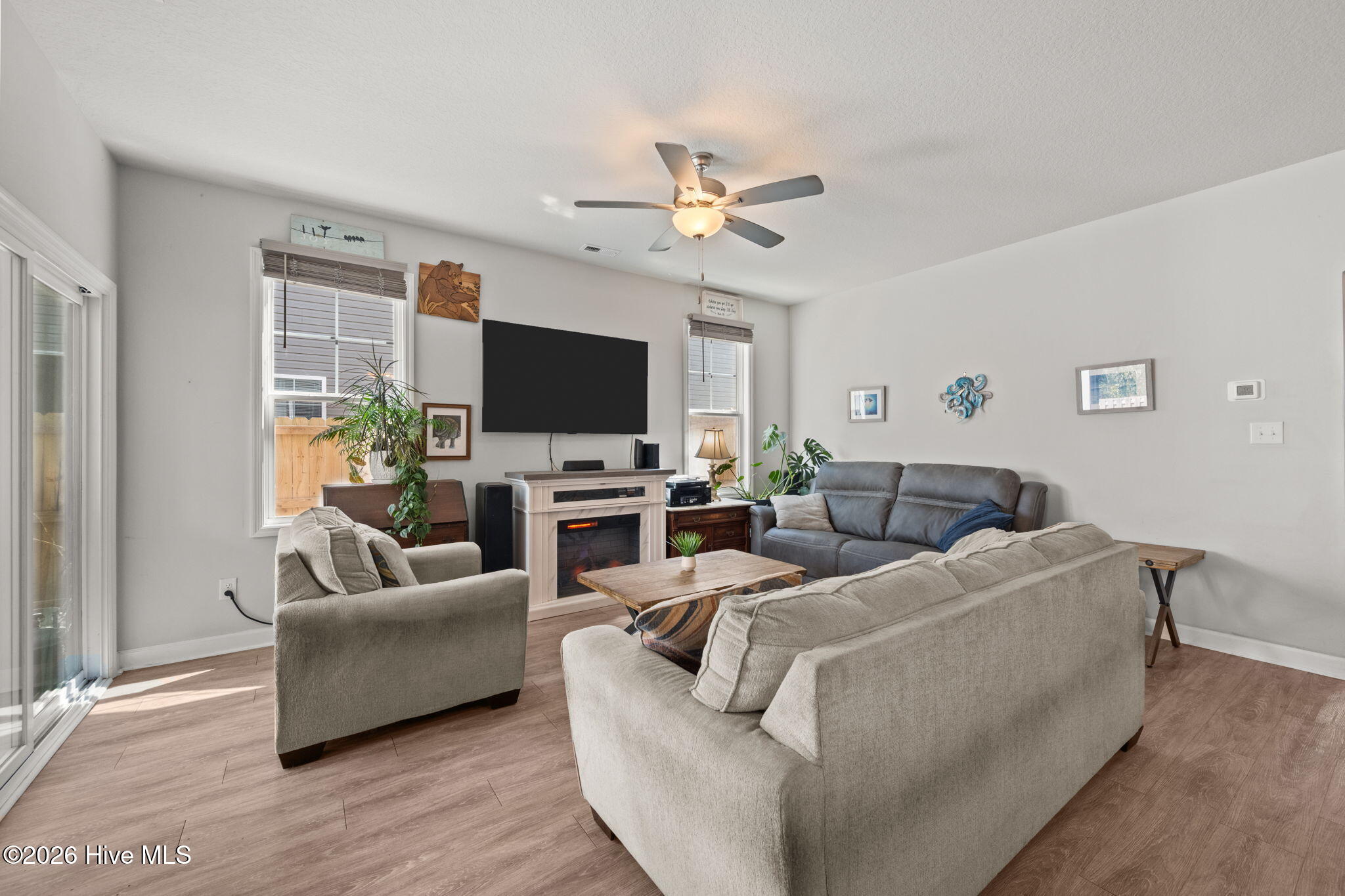 100559207 | Photo 16