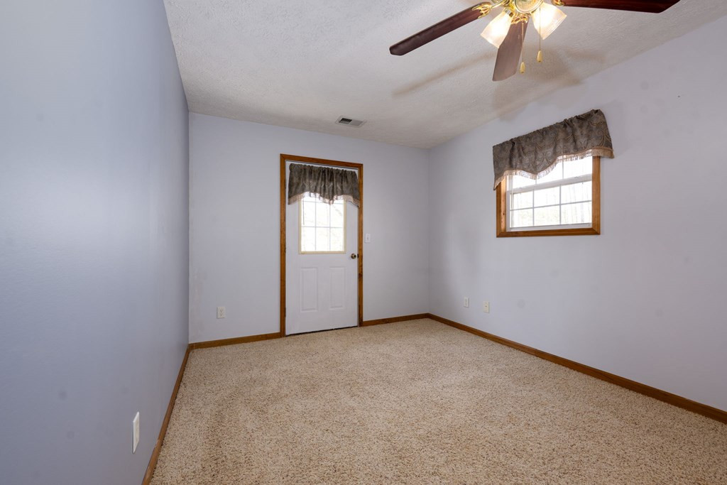 214 Hedden Road, Murphy, NC 28906 Listing Photo  38
