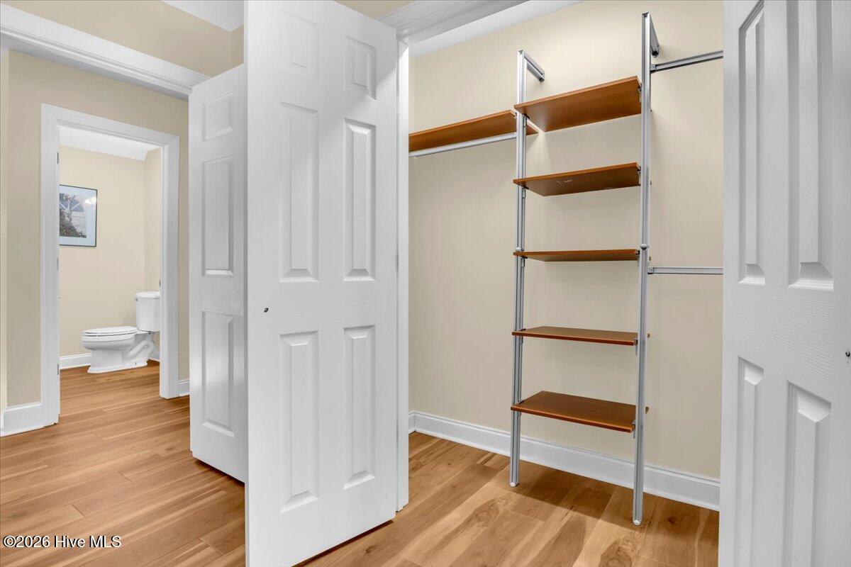 100567087 | Photo 68