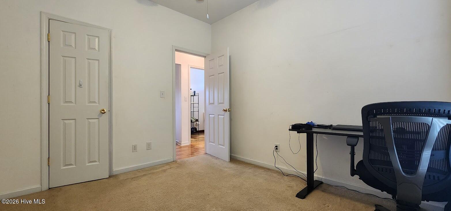 100564430 | Photo 21