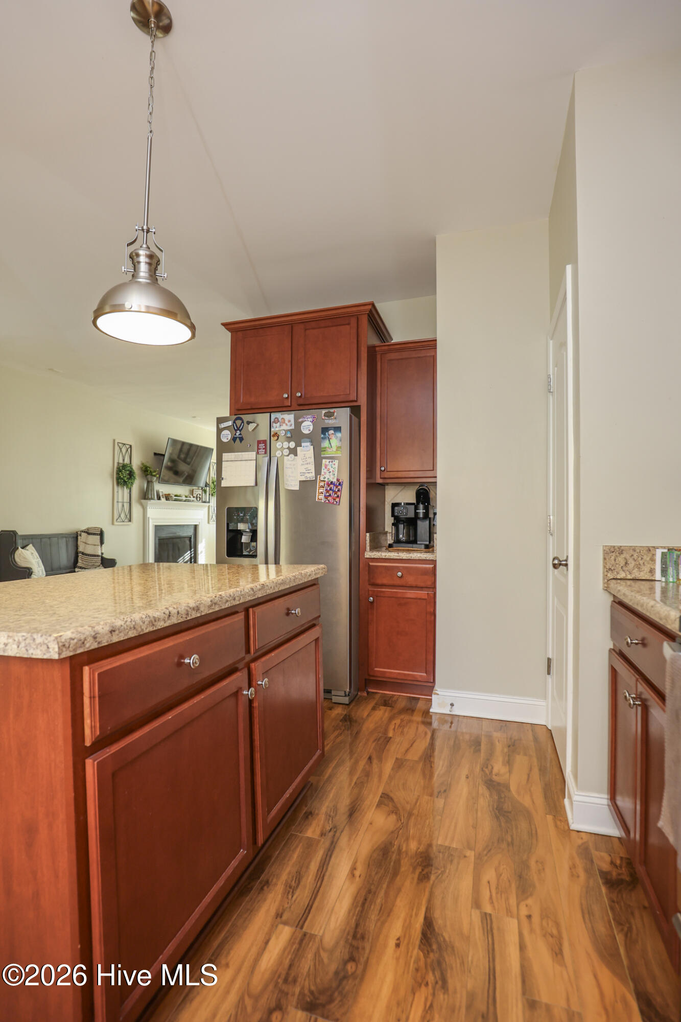 100559390 | Photo 15