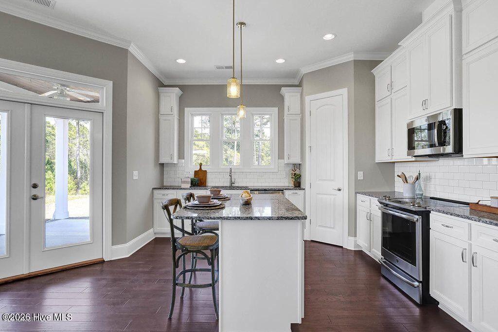 145 Spicer Lake Drive, Holly Ridge, NC, 28445