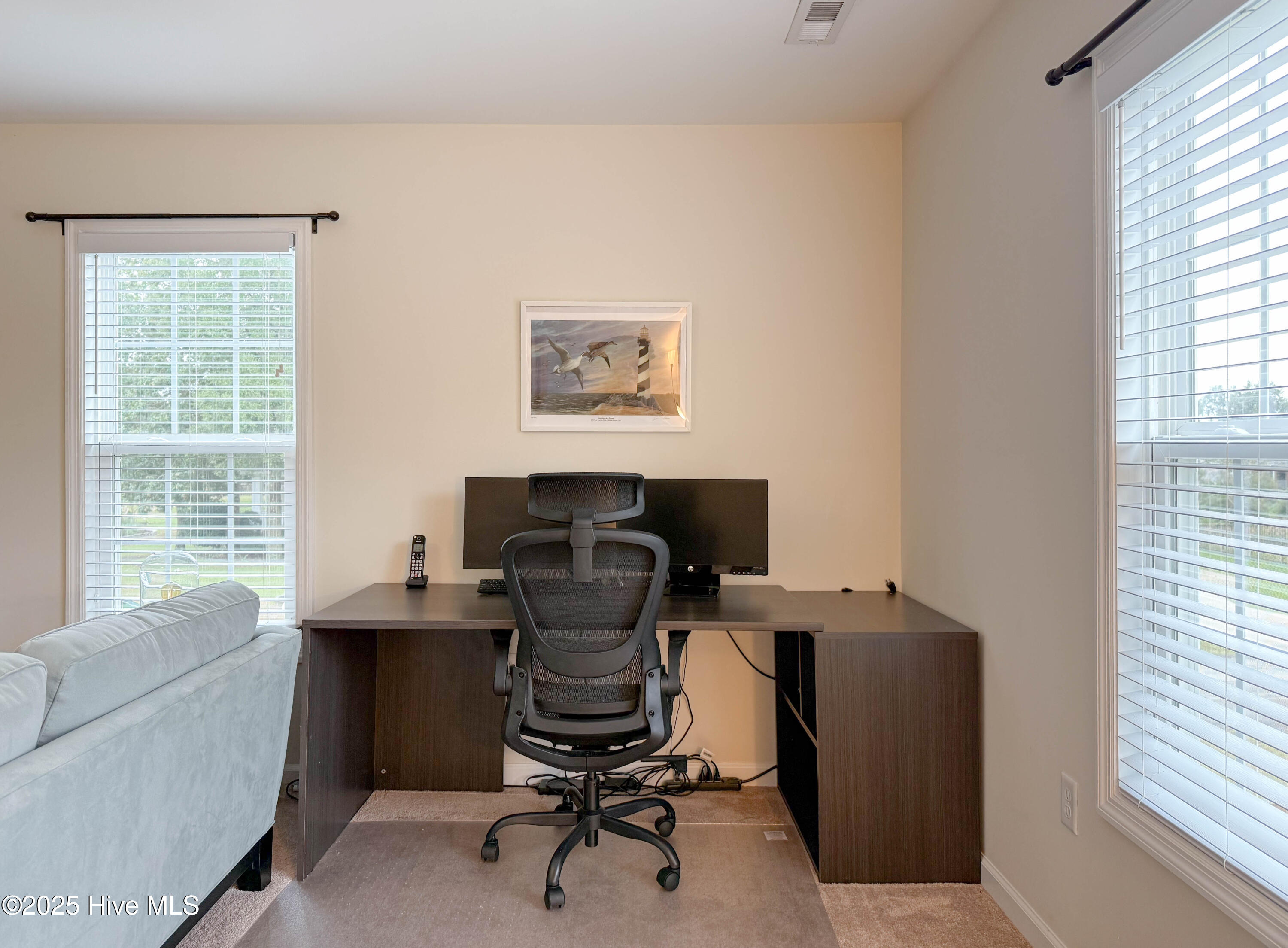 100536408 | Photo 50