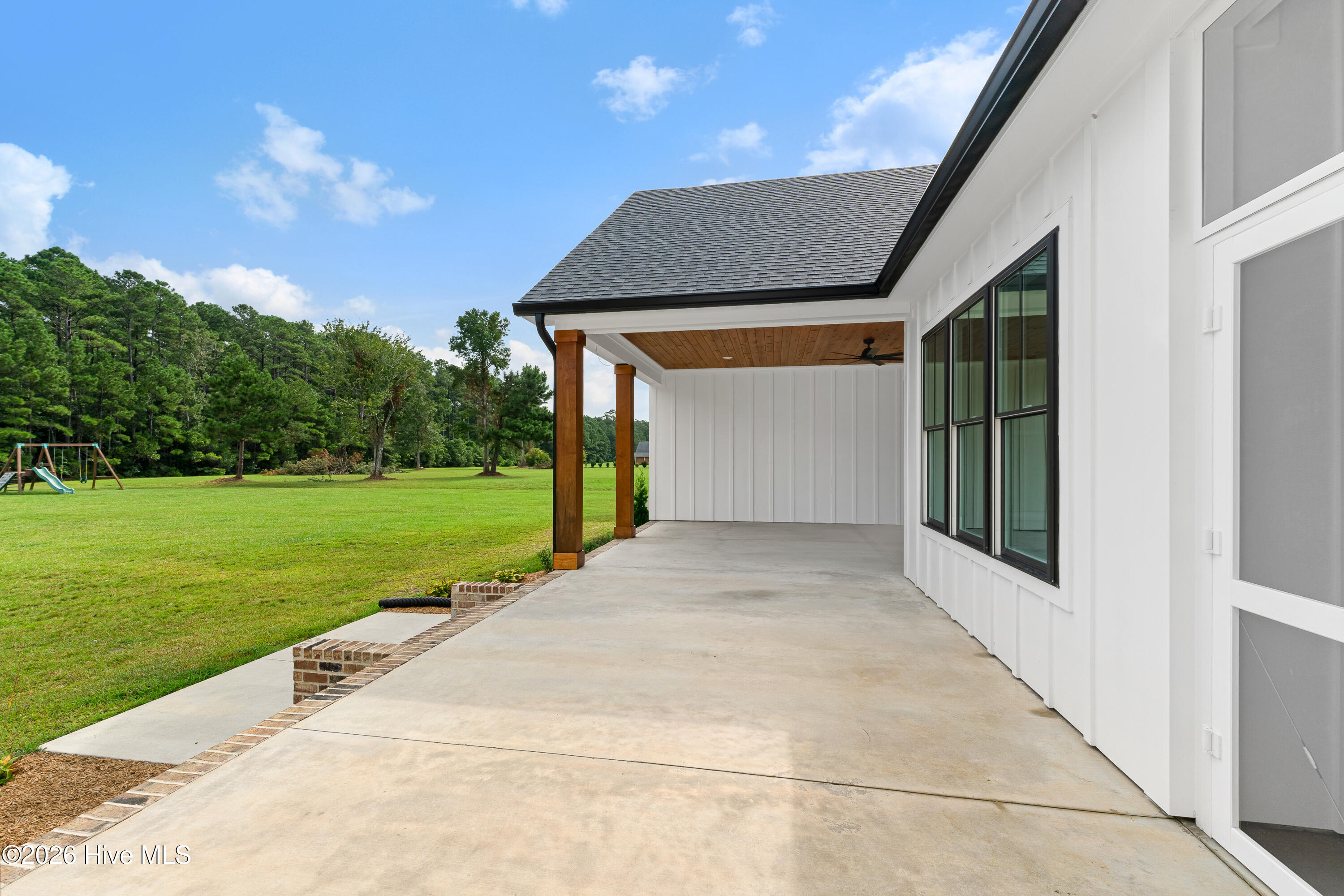 107 Mayflower Drive,Newport