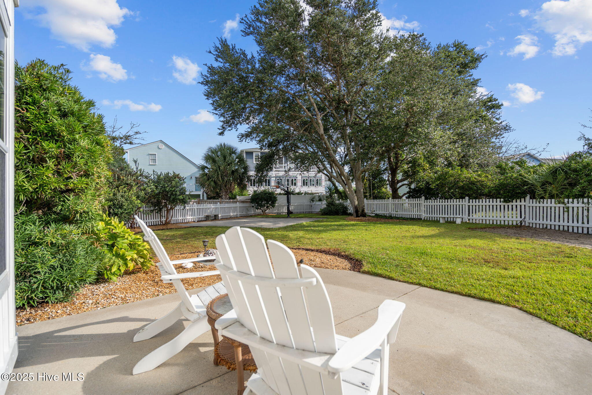 100528762 | Photo 71