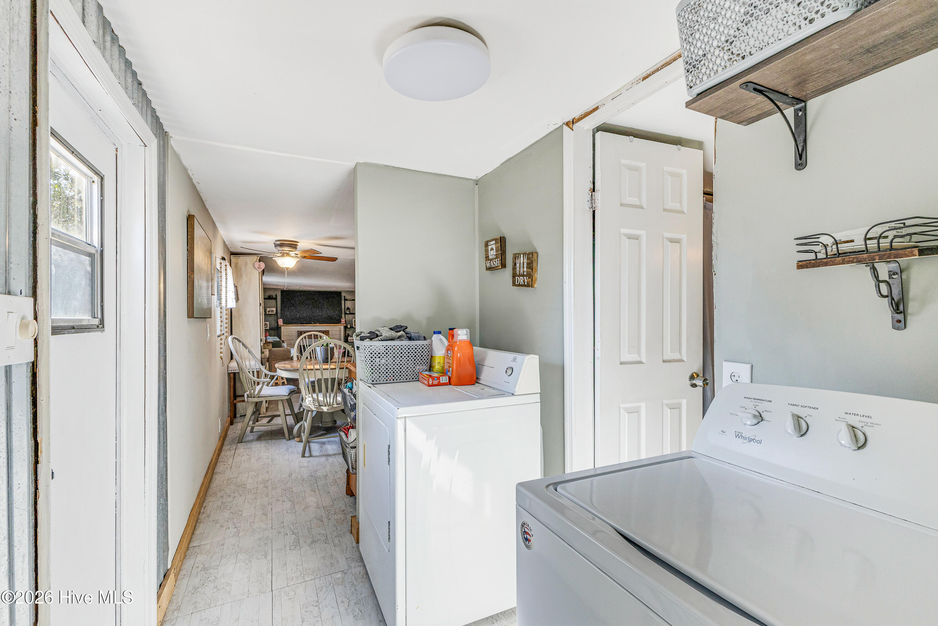 100557479 | Photo 23