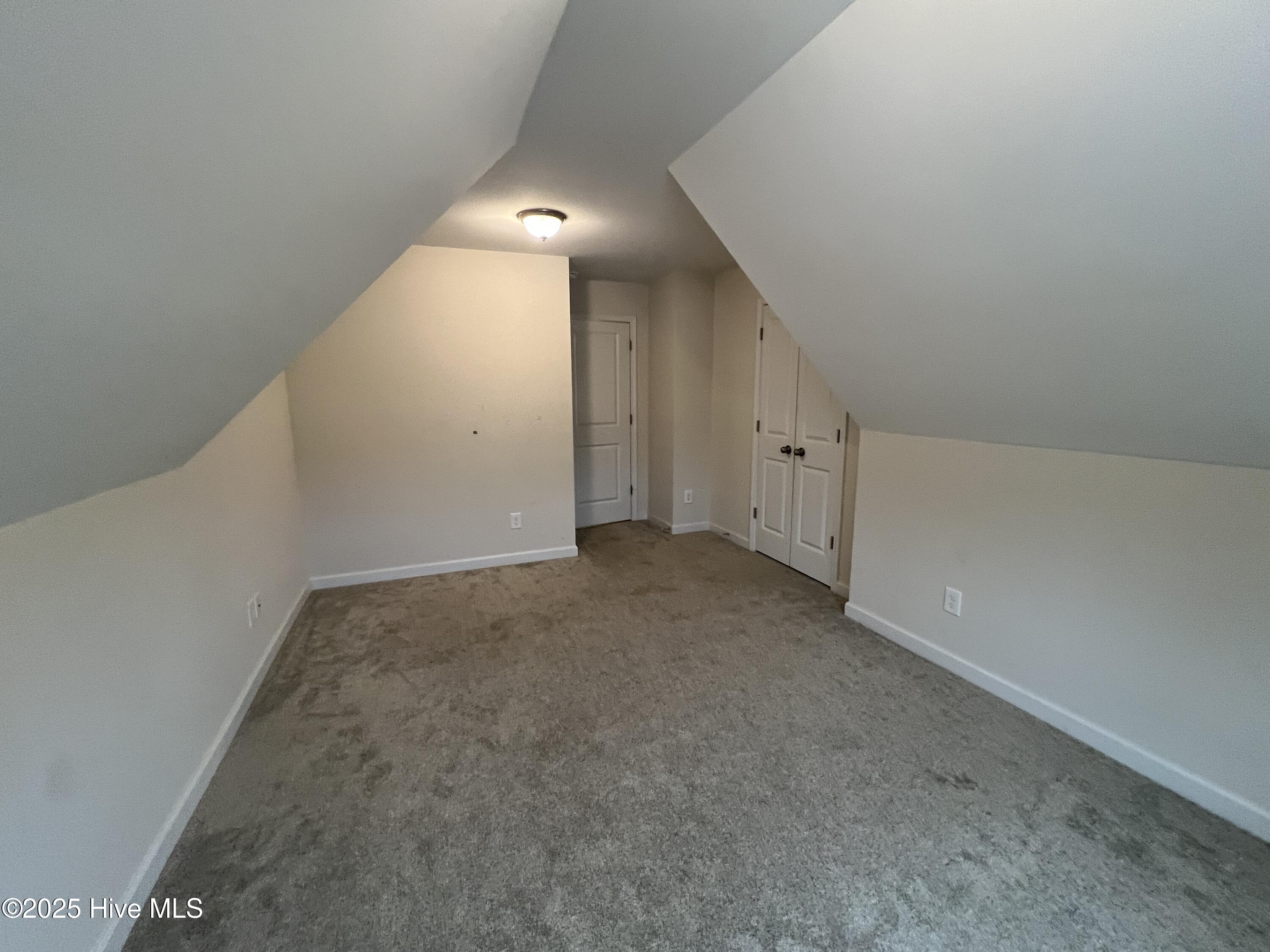 100539577 | Photo 26